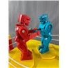 Image 2 : 2001 Mattel Rock'em Sock'em Robots. Approx. 10" x 10" x 2"