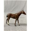 Image 2 : 2 Vintage Britians Lead Race Horses
