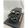 Image 2 : Maisto 1/18 Scale Hummer (Station Wagon) On Stand. Die-Cast Metal