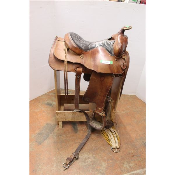 * 15" Big Horn Roping Saddle - Stamped 278 - Ralide Tree Double Rigging = Stamped 1935 on latigo Kee