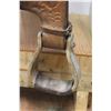 Image 6 : * 14.5" Roping Saddle, 3-Way Front Rigging Rawhide covered Wood Tree. 6/5 Gullet width, Double Riggi