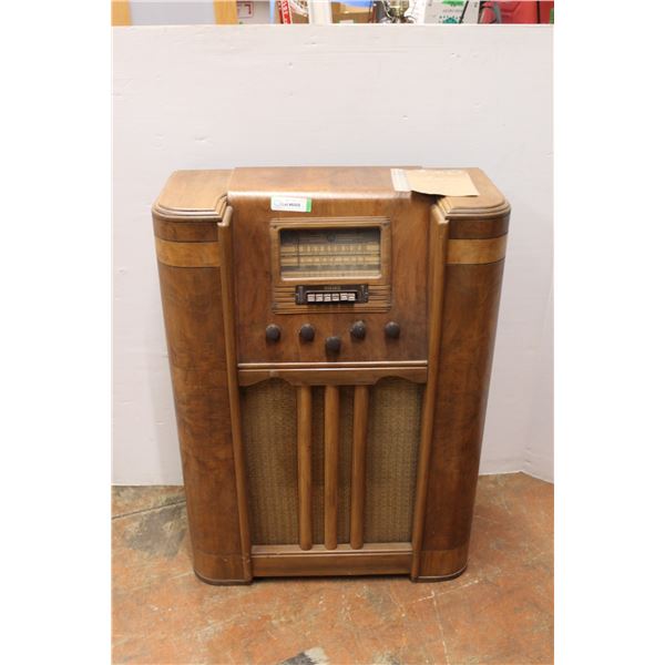 * Vintage Viking Radio - 37" x 12" x 27" - Untested