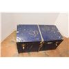 Image 4 : * Metal Storage Trunk - 36" x 18" x 18" - as is