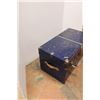 Image 5 : * Metal Storage Trunk - 36" x 18" x 18" - as is