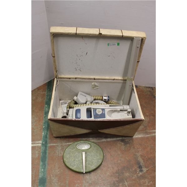 * Electrolux Epic Series 500sr, & Bathroom Scale in Storage Bench