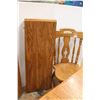Image 7 : * Oak Dining Table w/(2) Leaves & (4) Chairs - 42" x 62" x 30" (Leaves Each: 15" x 42")