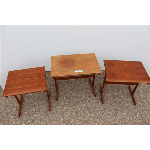** Nesting Tables Set (Three) - Stained - 21" x 14" x 19"