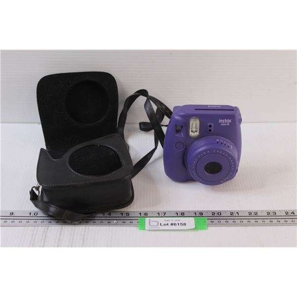 Fujifilm Instax Mini 8 Camera in Case