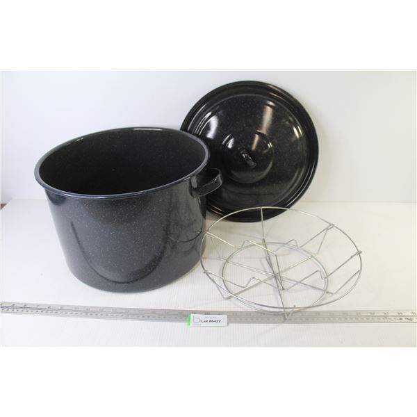 Granite Ware Canner w/Lid & Jar Rack