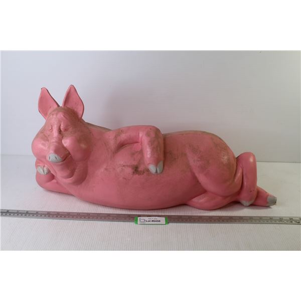 Plastic Yard Pig