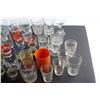 Image 5 : Tupperware Cup and (20+) Assorted Vintage Cups and Glasses