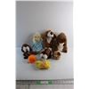 Image 1 : (9) Assorted Plush Toys and Decorations