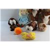 Image 3 : (9) Assorted Plush Toys and Decorations