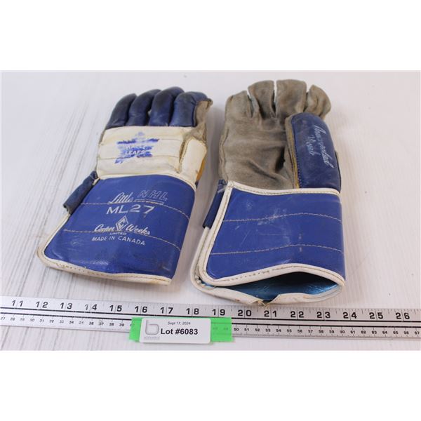 NHL Maple Leafs Hockey Gloves - Some Wear as Pictured