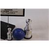 Image 4 : Lot: Hockey Sign, (3) Mini Stanley Cup Decor, (2) Balls
