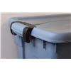 Image 2 : *Rubbermaid 22 Gallon Storage Container w/Lid