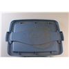 Image 4 : *Rubbermaid 22 Gallon Storage Container w/Lid