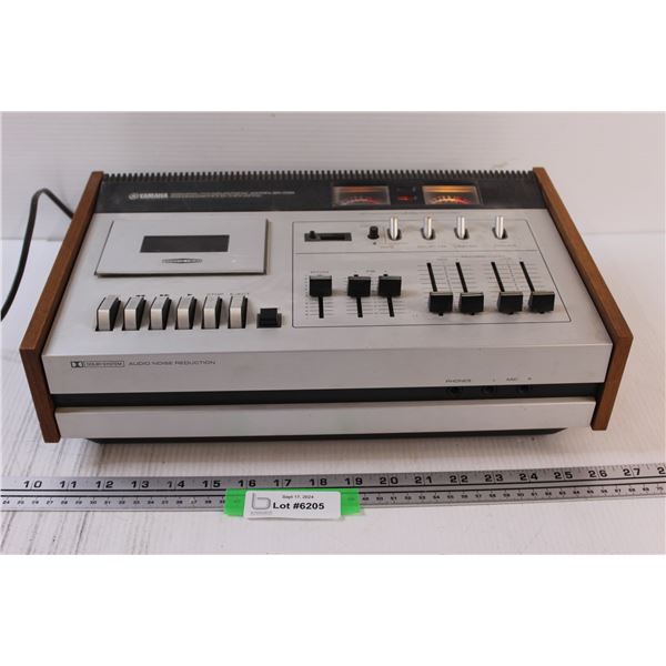 Yamaha Vintage Sound System w/Tape Deck - Powers on