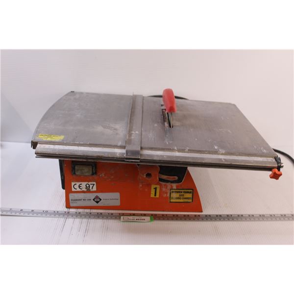 Rubi Diamond Wet Saw - Powers On