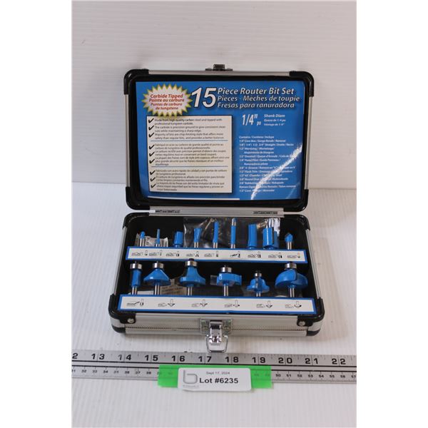 (15) Piece Router Bit Set in Case