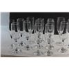 Image 3 : (16) Glass Champagne Flutes