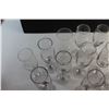 Image 5 : (16) Glass Champagne Flutes