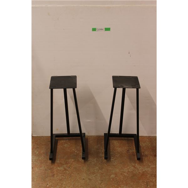 *(2) Speaker Stands 25''