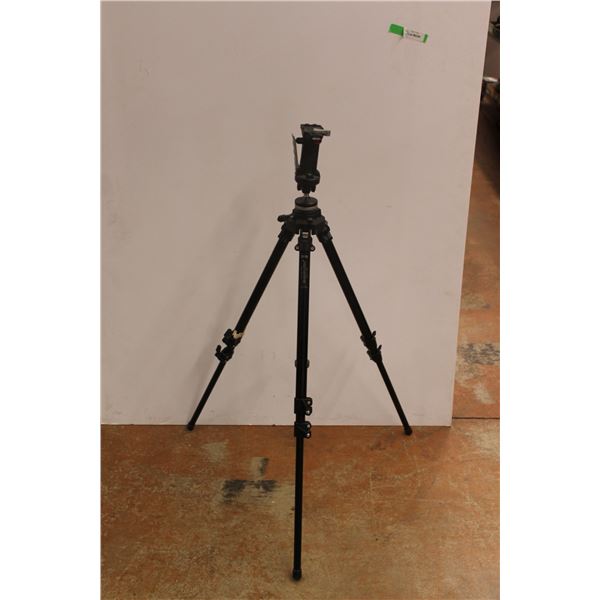 *Manfrotto Tripod 60'' Max
