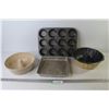 Image 1 : (2) Bundt Pans - Muffin Pan - Cake Pan