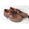 Image 3 : (2) Pairs of Men's Shoes - Clarks - T.T. Men's (size 11)