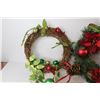 Image 3 : (2) Christmas Wreaths - Ornaments - Stereo Wires - Door Hook