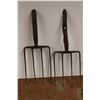 Image 2 : (5) Pieces Of Farming Equipment - Hay Fork Bottom, Farming Scythe Blades