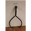 Image 1 : Metal Ice Tongs Rusted