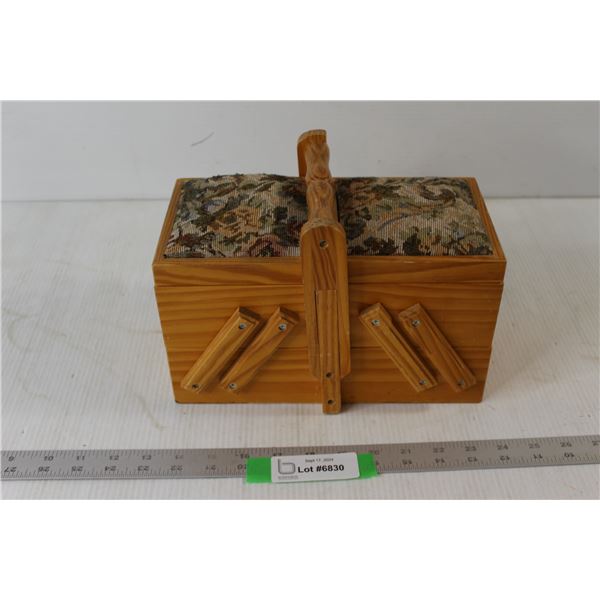 Accordion Sewing Case