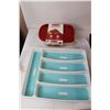 Image 2 : Betty Crocker Spoon and Spatula, Pack of (3) Wooden Spoons, Cutlery Separator, (3) Rubbermaid Contai