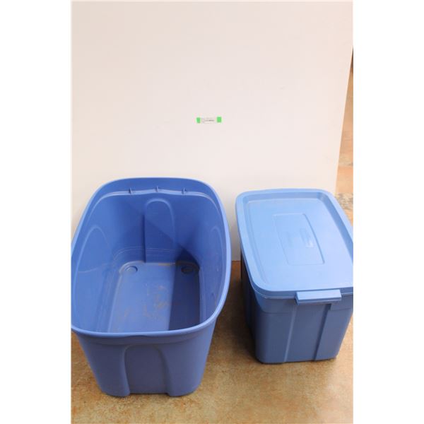 * (2) Blue Totes One Without a Lid