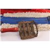 Image 3 : (2) Horse Harness Pads, Saddle Cinch, (2) Curry Horse Brushes