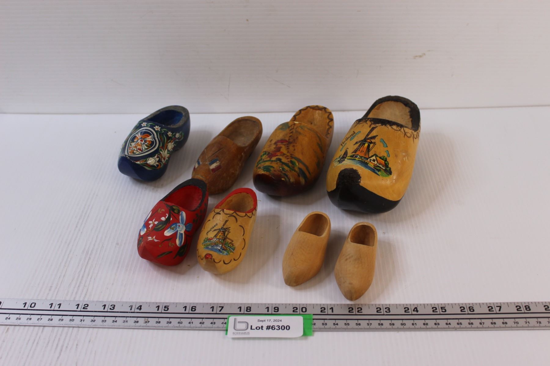 (8) Dutch Clogs - Assorted - Bodnarus Auctioneering