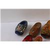 Image 2 : (8) Dutch Clogs - Assorted
