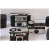 Image 3 : (8) Vintage Cameras - Assorted, as is