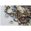 Image 9 : Assorted Jewelry - Chains, Necklaces and Assorted Items