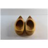 Image 3 : Decorative Wooden Shoes - Size 10