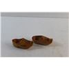 Image 5 : (9) Assorted Wooden and Ceramic Decorative Boots