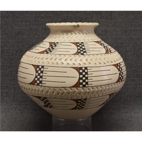 MATA ORTIZ POTTERY OLLA (DORA QUEZADA)