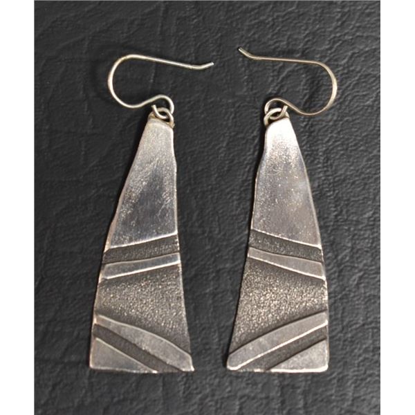 LAGUNA EARRINGS (MARK D STEVENS)