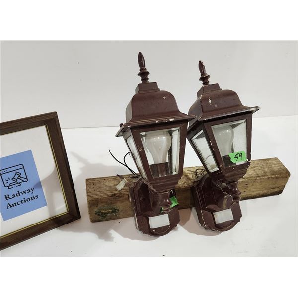 Coach Style Motion Lights