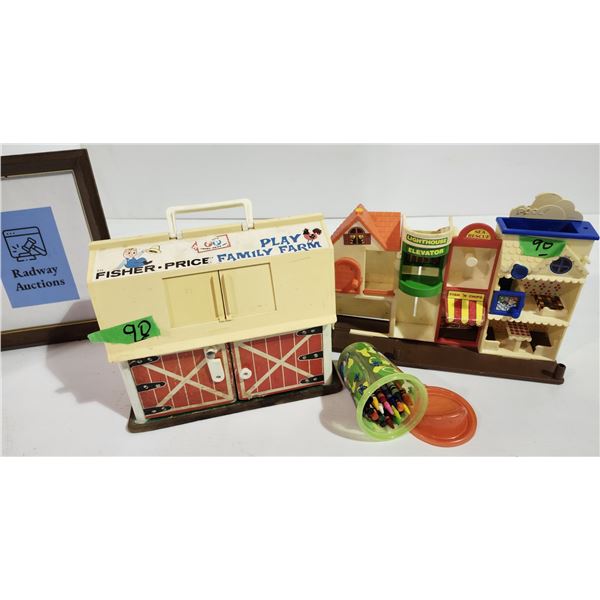 Vintage Play Family Farm