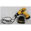Image 1 : DEWALT DRILL W/BATTERY AND CHARGER