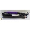 Image 1 : FOXY BAE HAIR STRAITENER WITH REVLON CURLING ROD