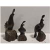 Image 1 : 3 PIECE HAND CARVED WOODEN BIRD SERIES
